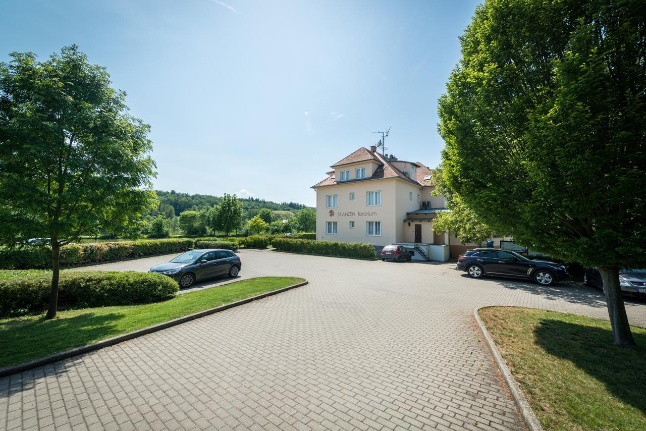 Hotel Skanzen Depandance ヴェレフラト エクステリア 写真